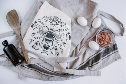 Kitchen Towel with Charcoal Bee