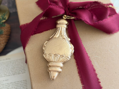 IOD Mould Baubles