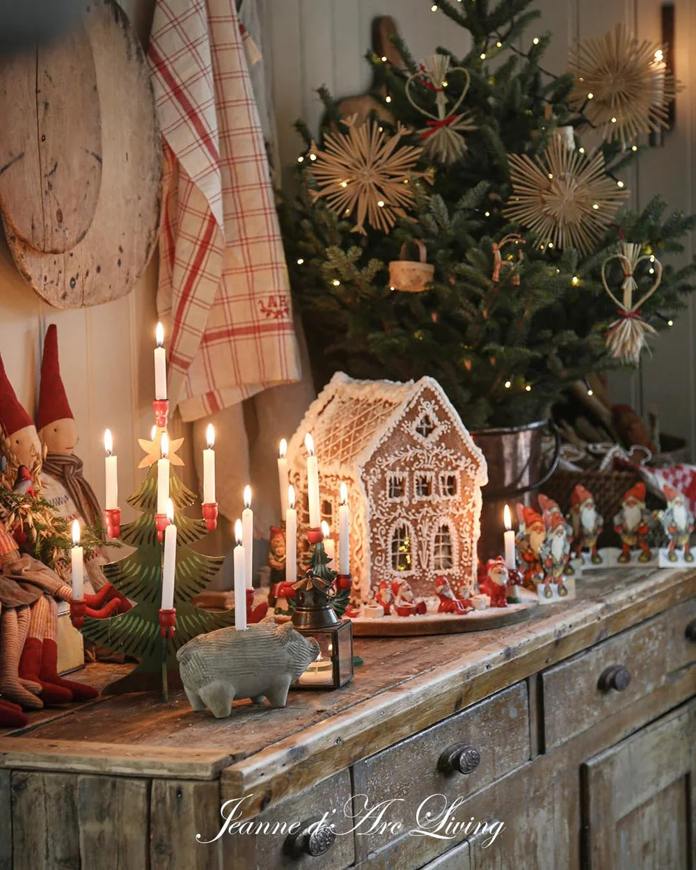 Jeanne d'Arc Living 8th Issue 2025