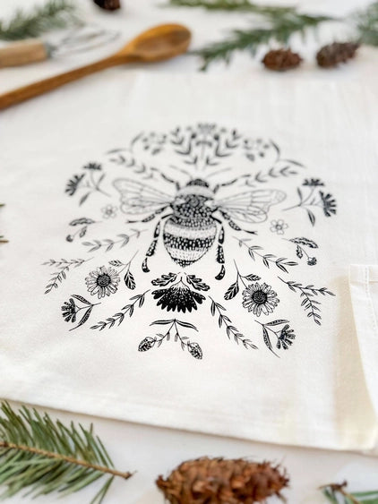 Kitchen Towel with Charcoal Bee