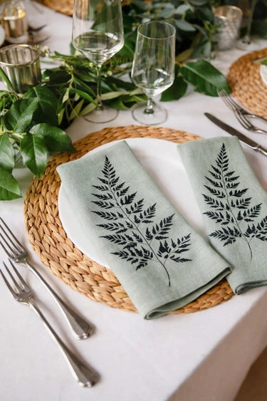 Reusable Napkins/Leafy Fern Green Smoke/Linen Blend