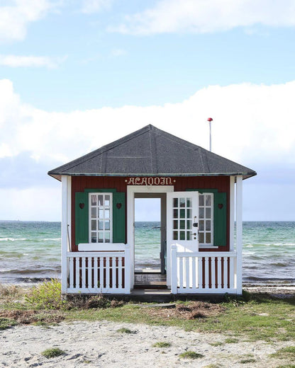 New! Jeanne d'Arc Living 'Small Detours Big Experiences