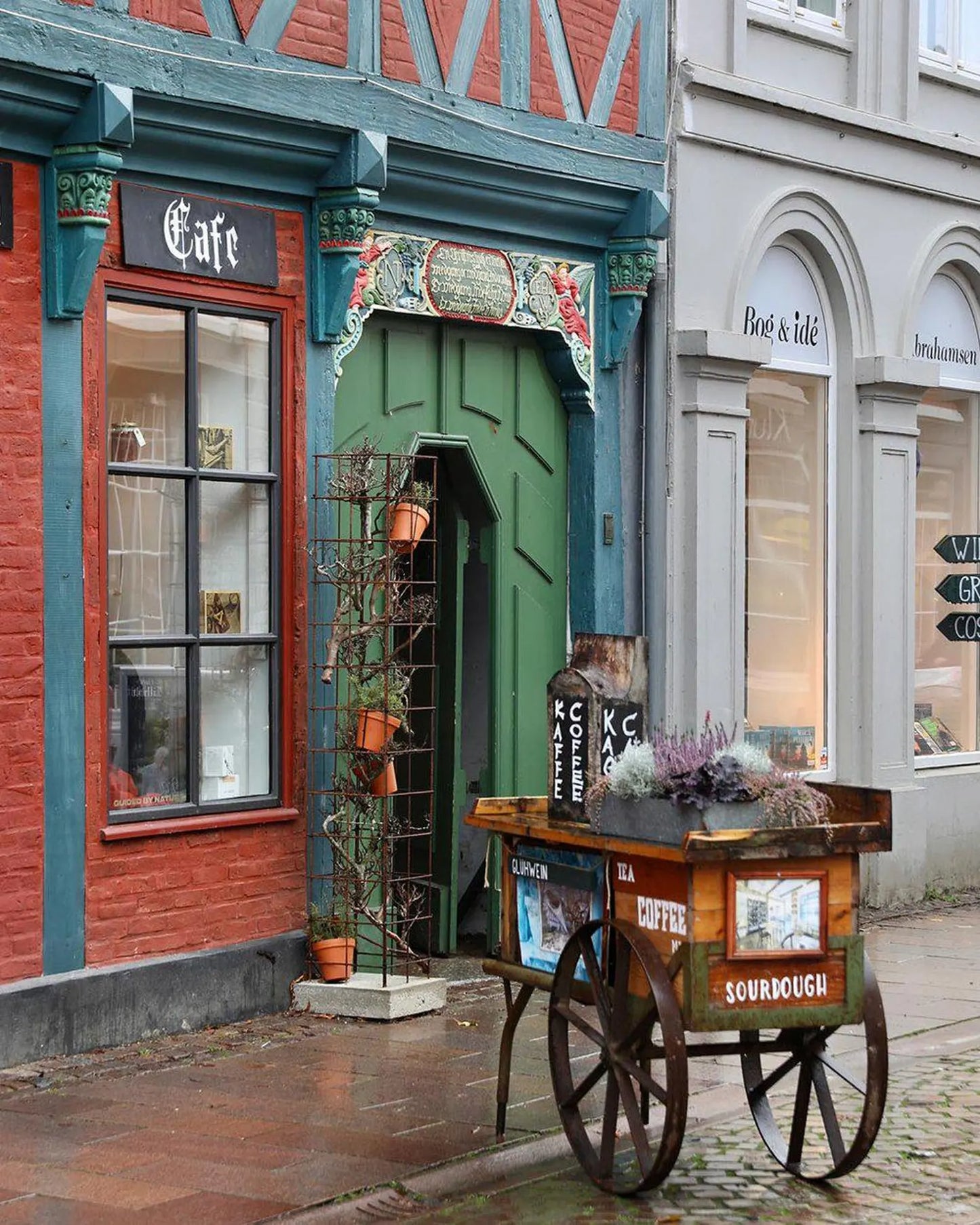 New! Jeanne d'Arc Living 'Small Detours Big Experiences