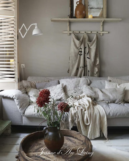 Jeanne d'Arc Living 7th Issue 2026