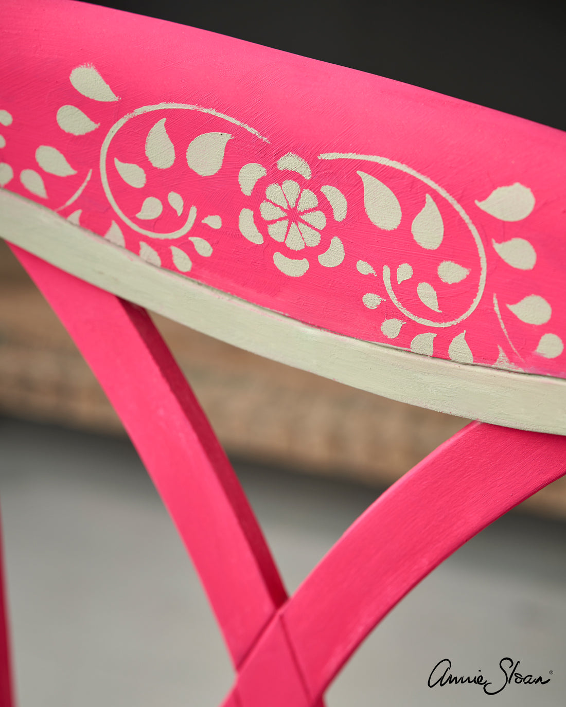 Chalk Paint - Capri Pink