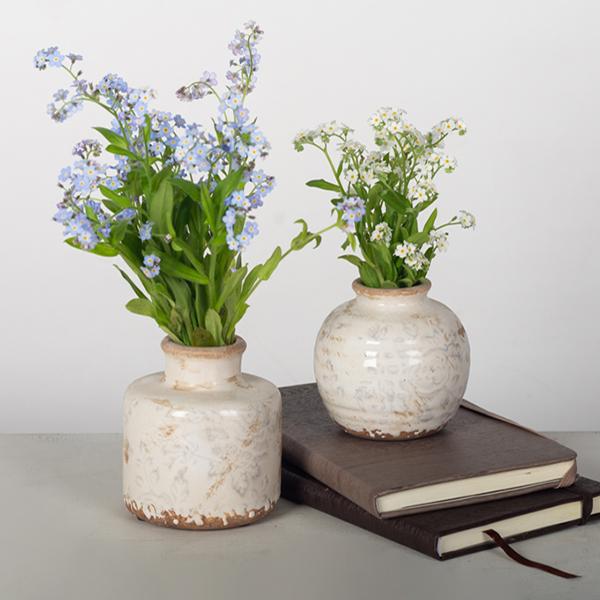 DECORATIVE CERAMIC VASE